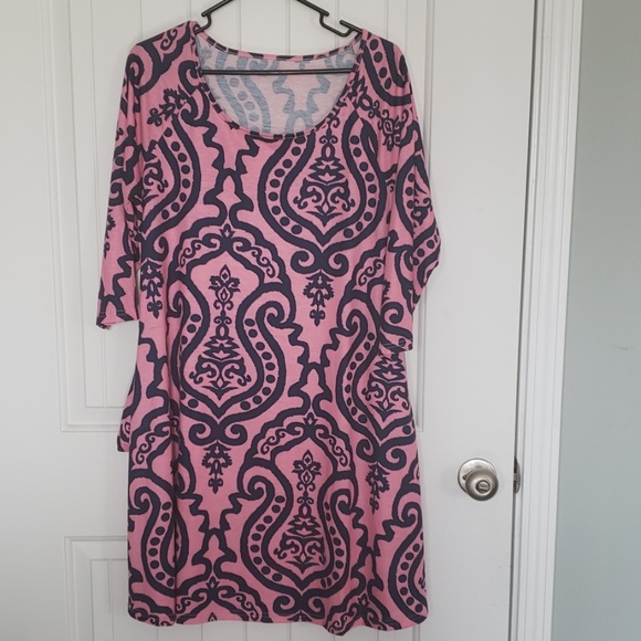 Dresses & Skirts - Dress